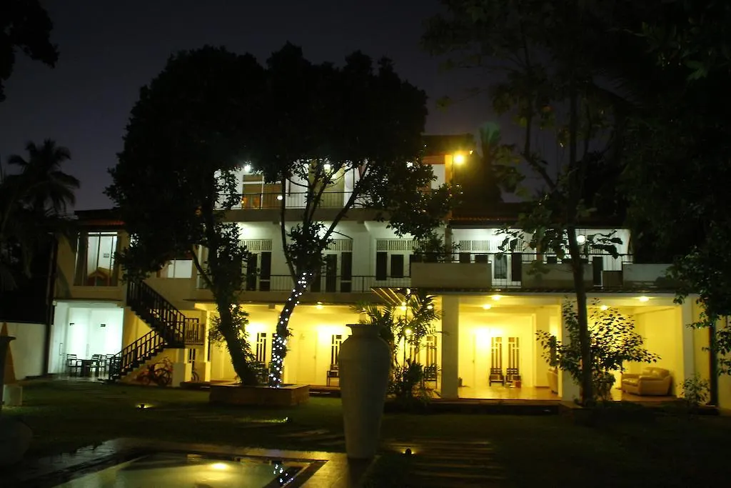 Lanka Bangla Inn Villas Restaurant & Travels Katunayaka Sri Lanka