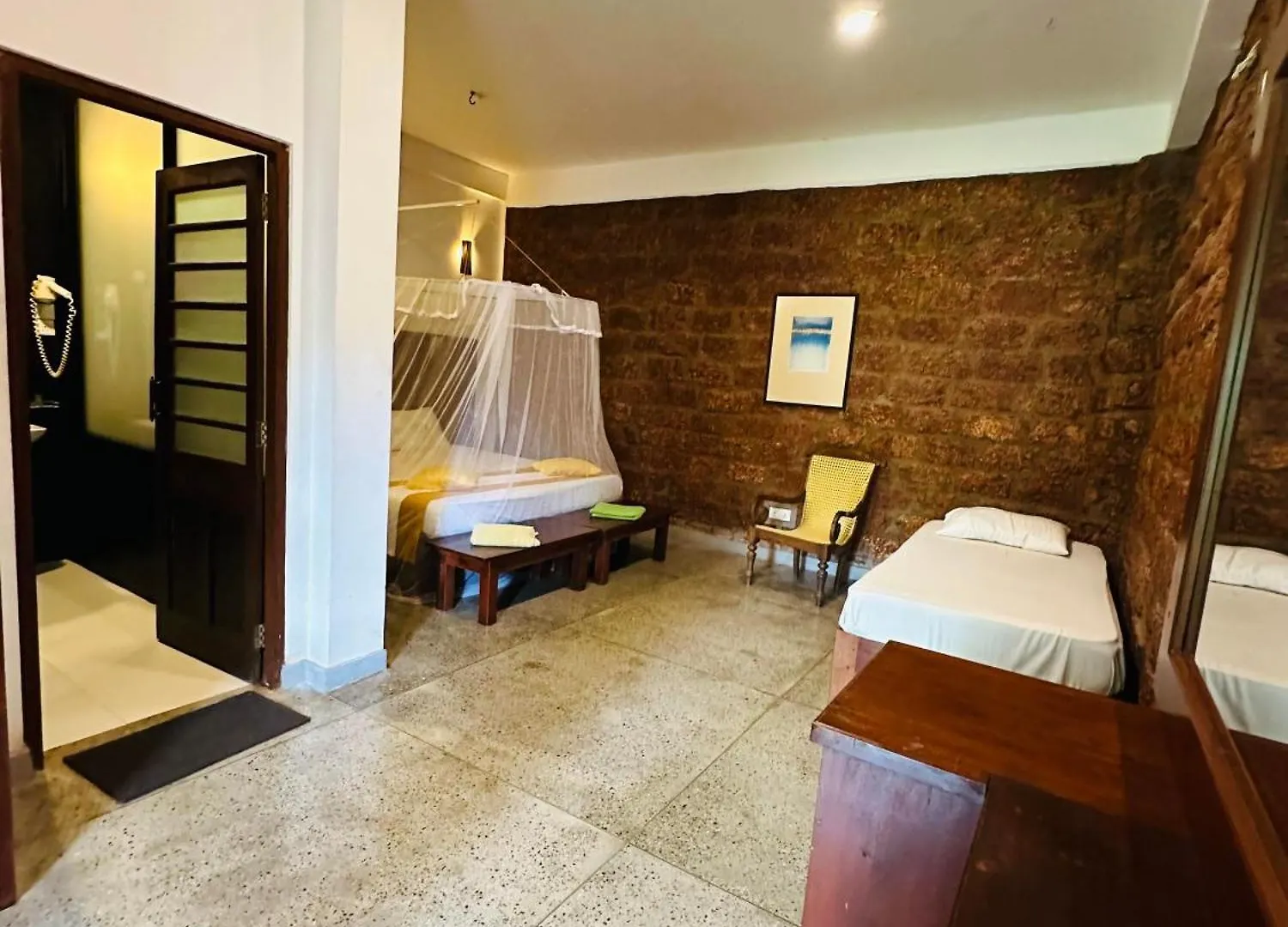 **** Hotel Lanka Bangla Inn Villas Restaurant & Travels Katunayaka Sri Lanka